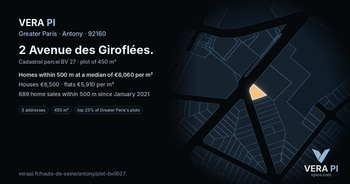 2 Avenue des Giroflées, Antony at night – the plot lit, the parcels around coloured by the prices near them
