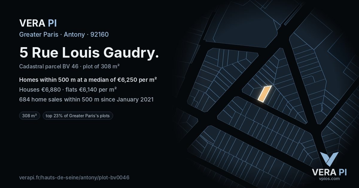 5 Rue Louis Gaudry, Antony at night – the plot lit, the parcels around coloured by the prices near them
