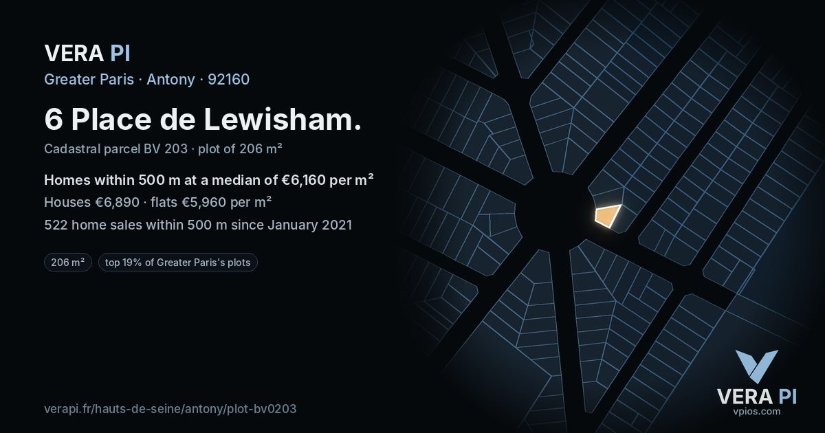 6 Place de Lewisham, Antony at night – the plot lit, the parcels around coloured by the prices near them