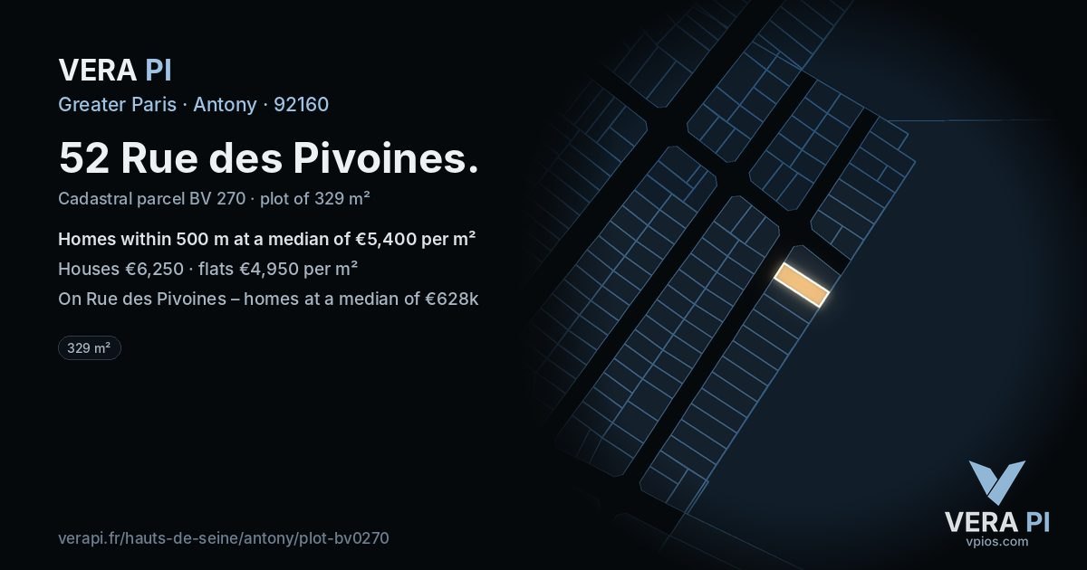 52 Rue des Pivoines, Antony at night – the plot lit, the parcels around coloured by the prices near them