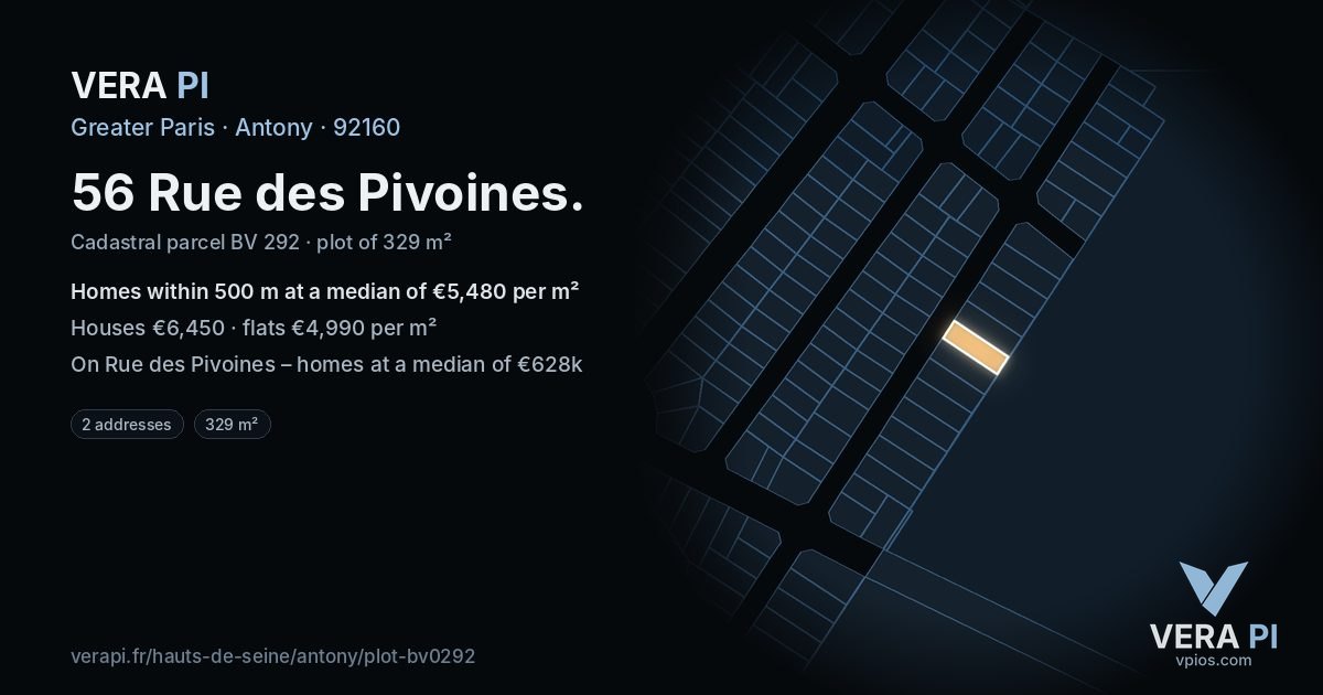 56 Rue des Pivoines, Antony at night – the plot lit, the parcels around coloured by the prices near them