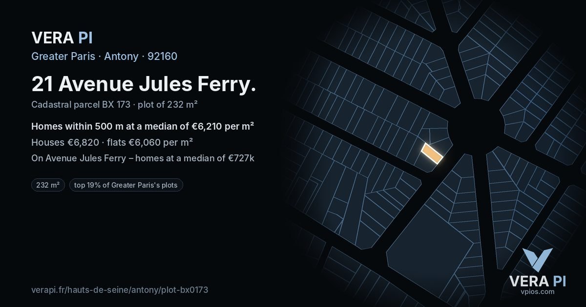 21 Avenue Jules Ferry, Antony at night – the plot lit, the parcels around coloured by the prices near them