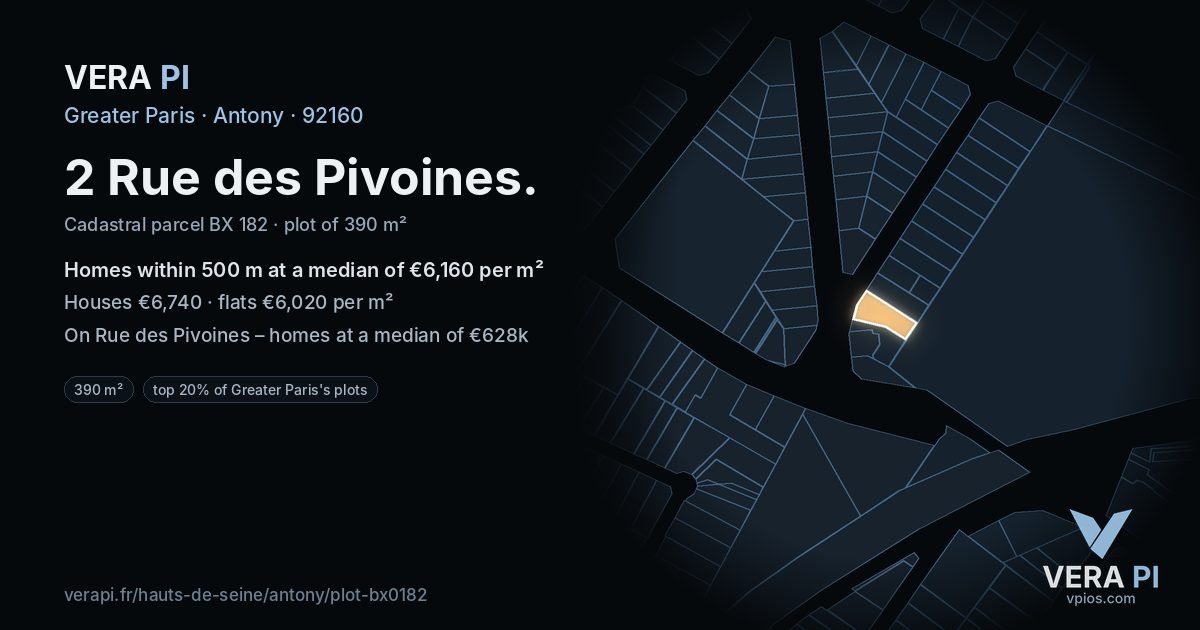 2 Rue des Pivoines, Antony at night – the plot lit, the parcels around coloured by the prices near them