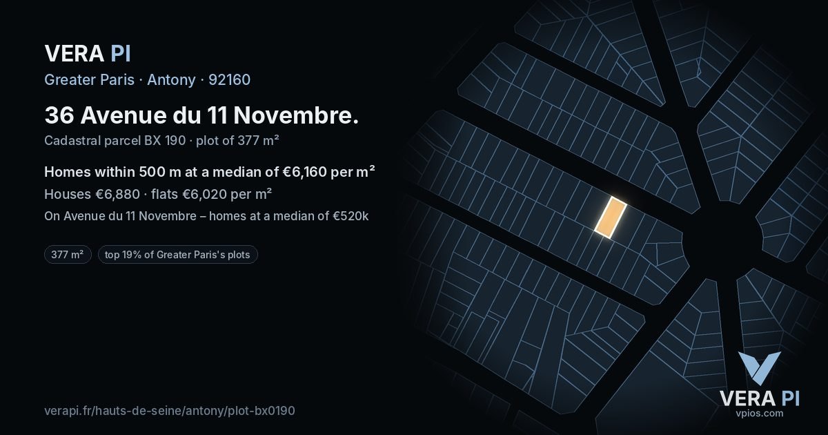 36 Avenue du 11 Novembre, Antony at night – the plot lit, the parcels around coloured by the prices near them