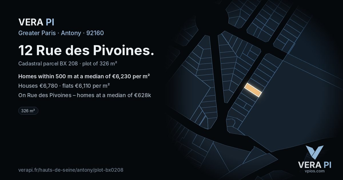 12 Rue des Pivoines, Antony at night – the plot lit, the parcels around coloured by the prices near them