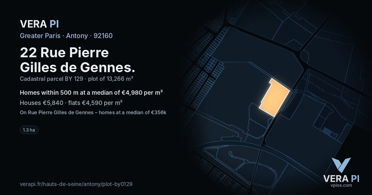 22 Rue Pierre Gilles de Gennes, Antony at night – the plot lit, the parcels around coloured by the prices near them