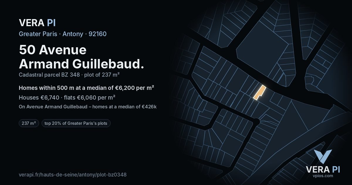 50 Avenue Armand Guillebaud, Antony at night – the plot lit, the parcels around coloured by the prices near them