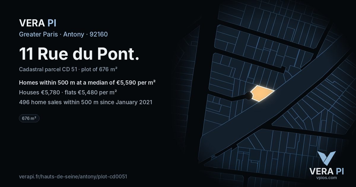 11 Rue du Pont, Antony at night – the plot lit, the parcels around coloured by the prices near them
