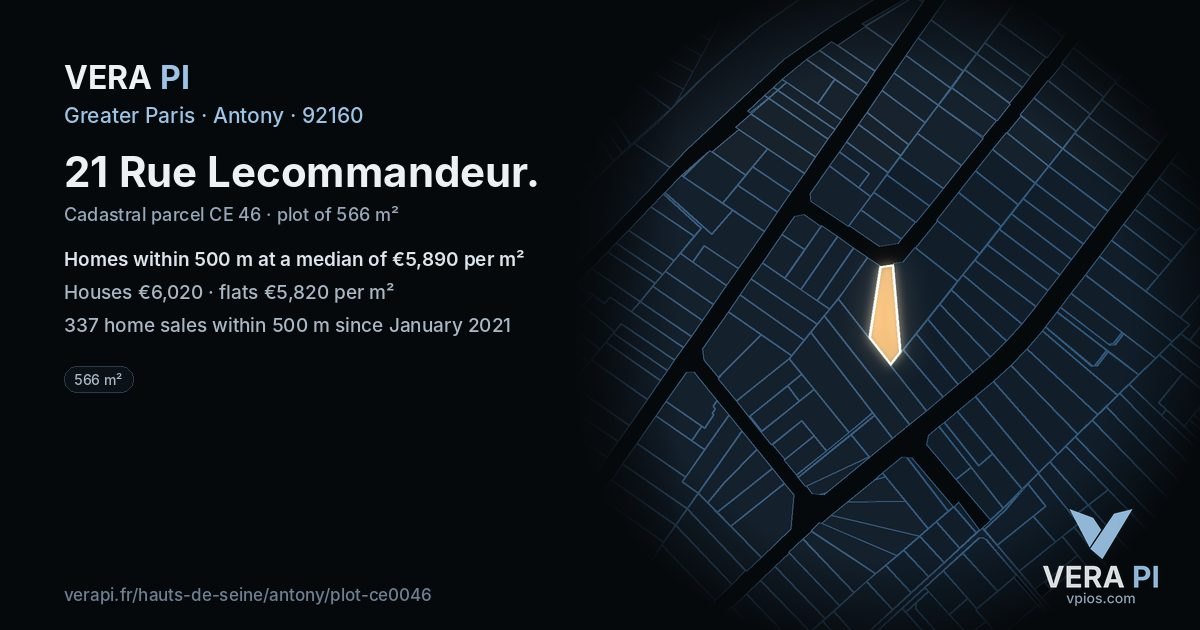 21 Rue Lecommandeur, Antony at night – the plot lit, the parcels around coloured by the prices near them