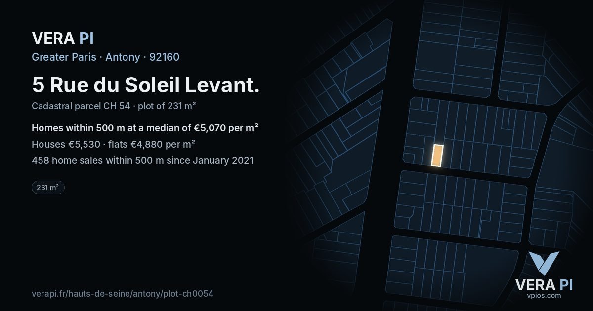 5 Rue du Soleil Levant, Antony at night – the plot lit, the parcels around coloured by the prices near them