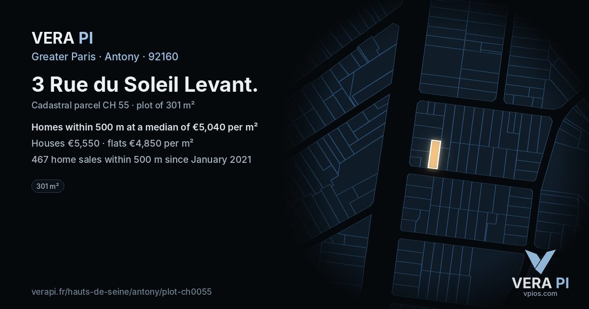 3 Rue du Soleil Levant, Antony at night – the plot lit, the parcels around coloured by the prices near them
