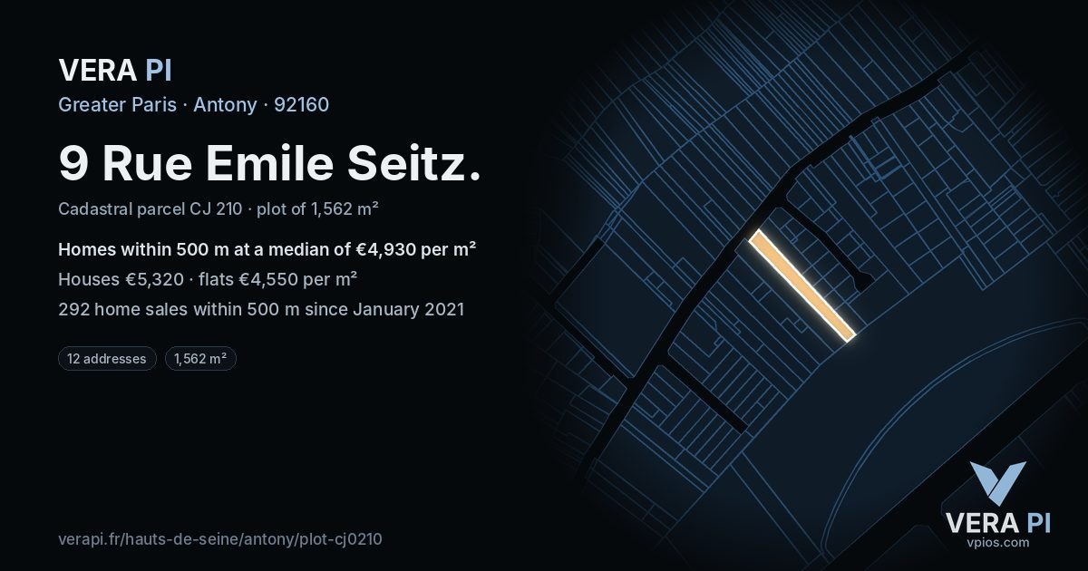 9 Rue Emile Seitz, Antony at night – the plot lit, the parcels around coloured by the prices near them