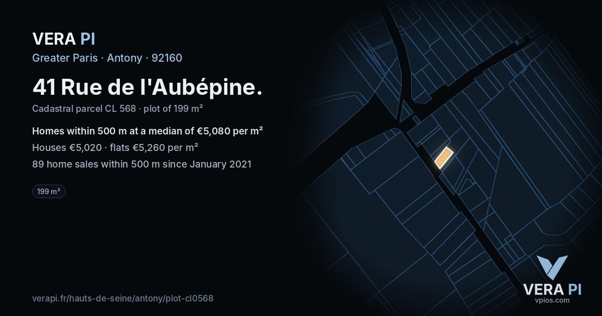 41 Rue de l'Aubépine, Antony at night – the plot lit, the parcels around coloured by the prices near them