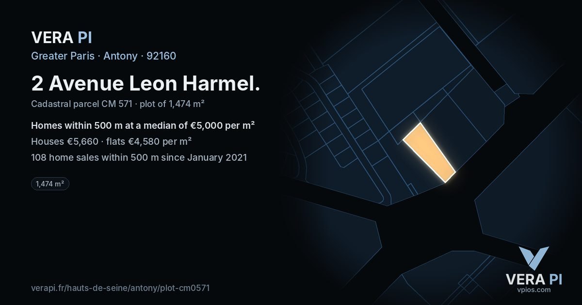 2 Avenue Leon Harmel, Antony at night – the plot lit, the parcels around coloured by the prices near them