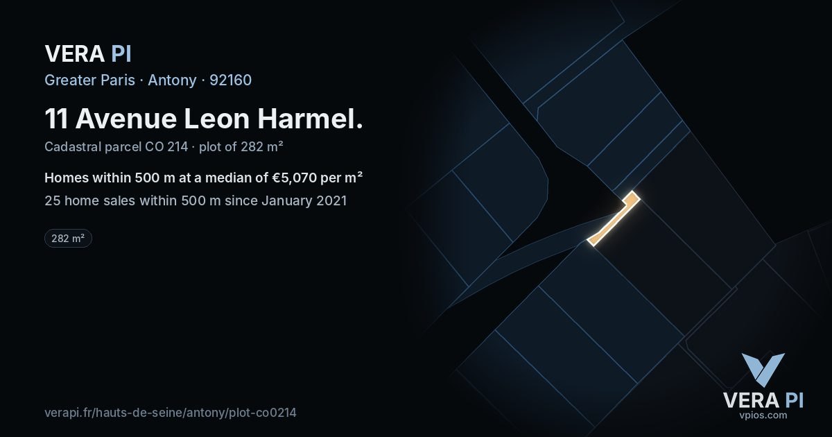 11 Avenue Leon Harmel, Antony at night – the plot lit, the parcels around coloured by the prices near them