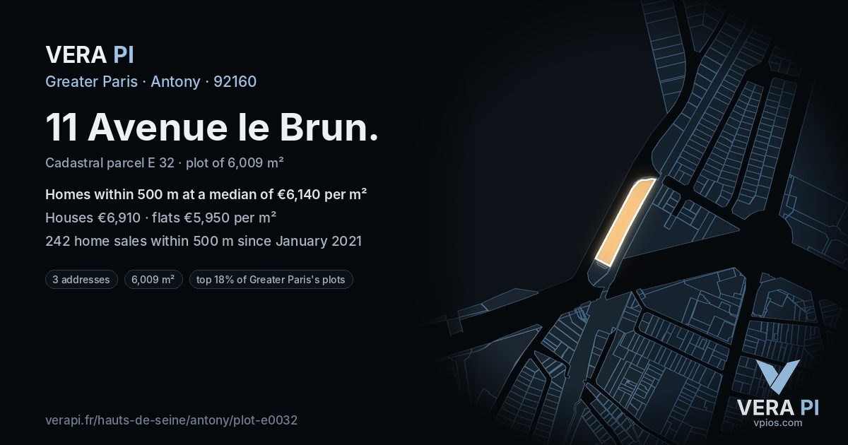 11 Avenue le Brun, Antony at night – the plot lit, the parcels around coloured by the prices near them