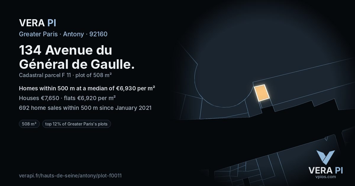 134 Avenue du Général de Gaulle, Antony at night – the plot lit, the parcels around coloured by the prices near them