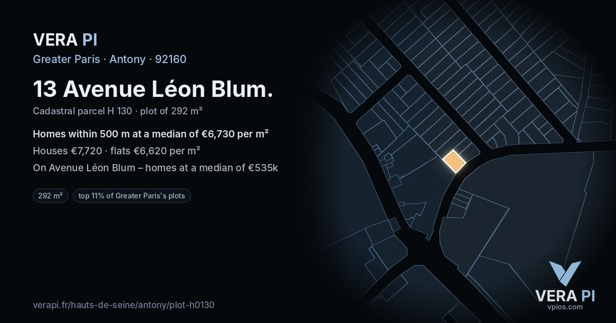 13 Avenue Léon Blum, Antony at night – the plot lit, the parcels around coloured by the prices near them