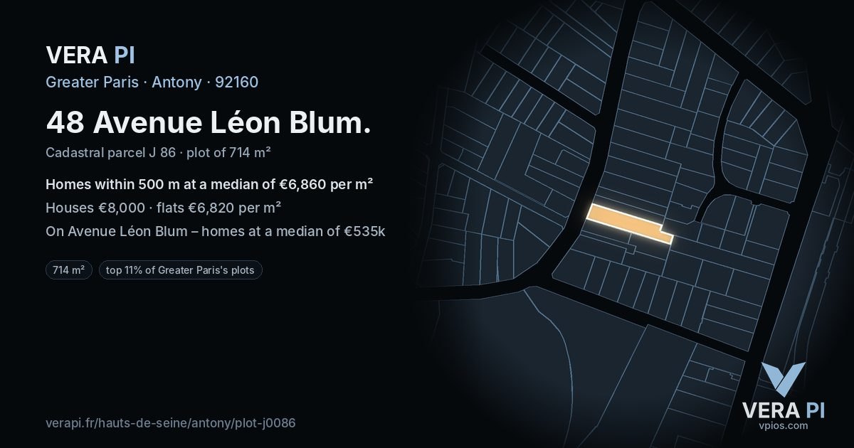 48 Avenue Léon Blum, Antony at night – the plot lit, the parcels around coloured by the prices near them