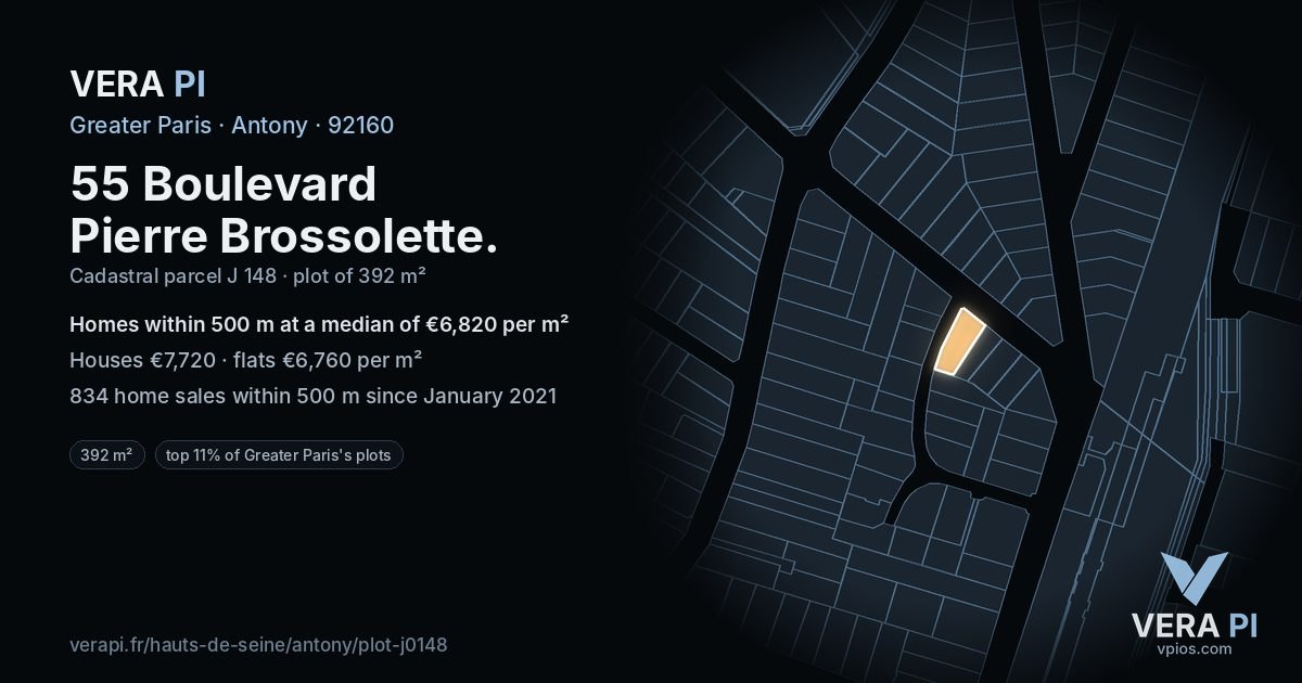 55 Boulevard Pierre Brossolette, Antony at night – the plot lit, the parcels around coloured by the prices near them