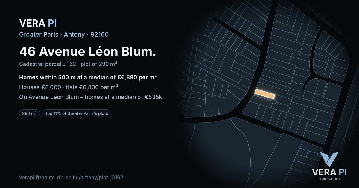 46 Avenue Léon Blum, Antony at night – the plot lit, the parcels around coloured by the prices near them