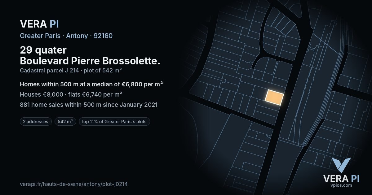 29 quater Boulevard Pierre Brossolette, Antony at night – the plot lit, the parcels around coloured by the prices near them
