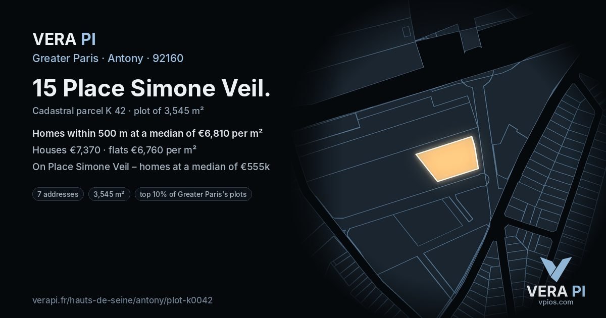 15 Place Simone Veil, Antony at night – the plot lit, the parcels around coloured by the prices near them