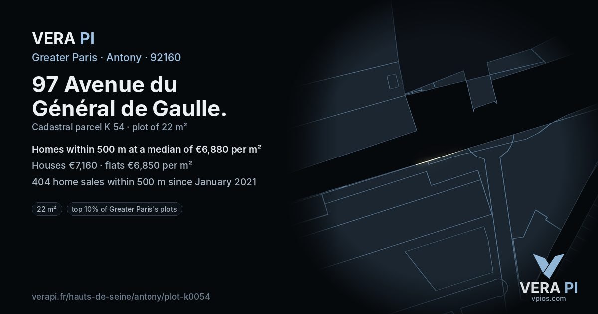97 Avenue du Général de Gaulle, Antony at night – the plot lit, the parcels around coloured by the prices near them
