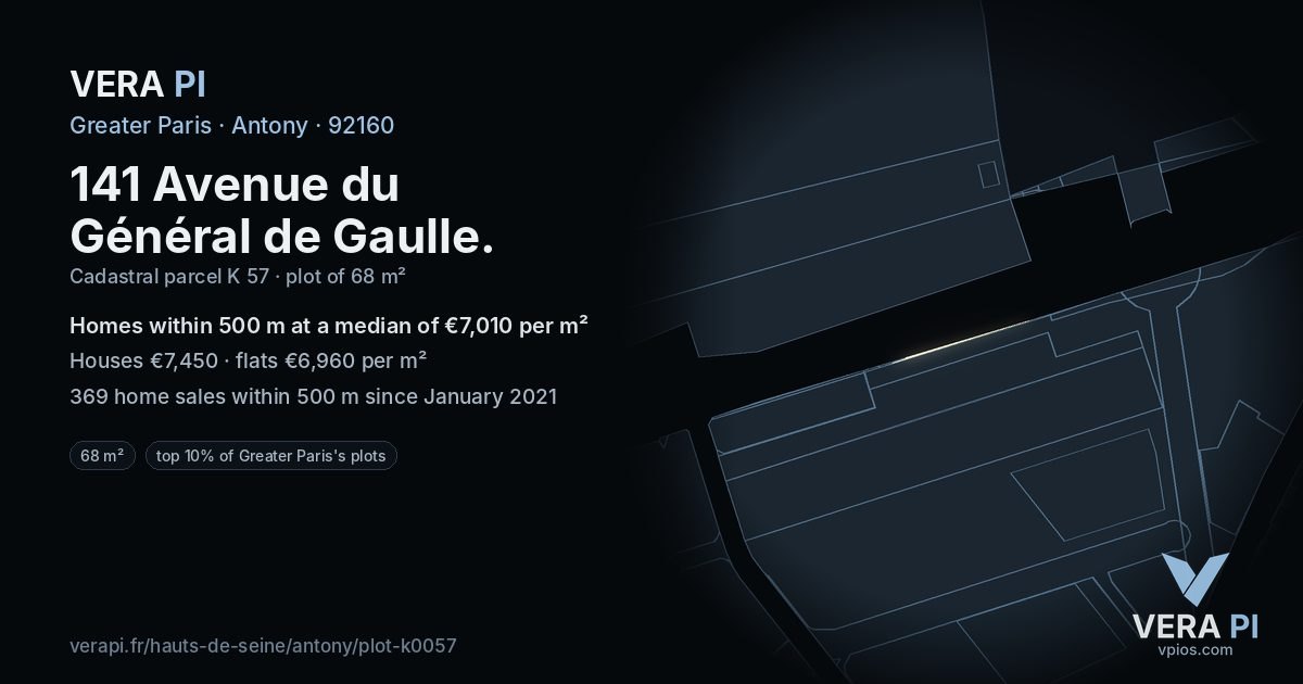 141 Avenue du Général de Gaulle, Antony at night – the plot lit, the parcels around coloured by the prices near them
