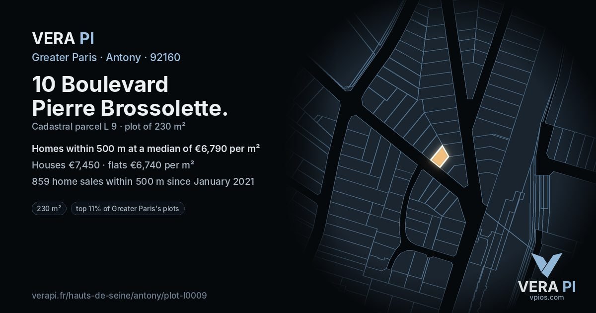 10 Boulevard Pierre Brossolette, Antony at night – the plot lit, the parcels around coloured by the prices near them