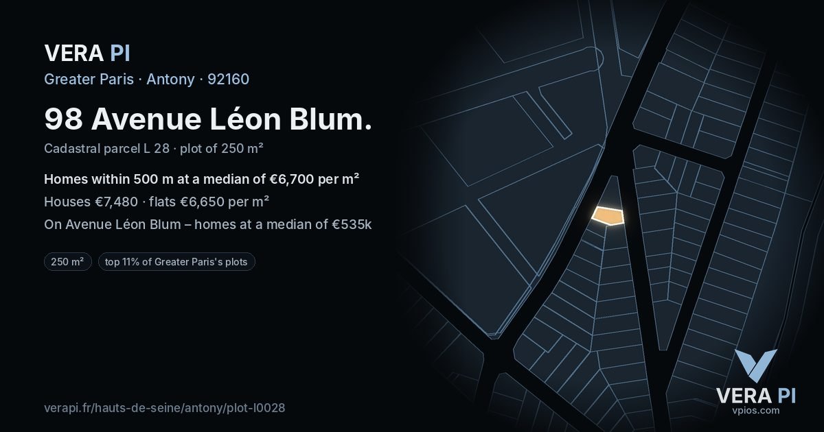 98 Avenue Léon Blum, Antony at night – the plot lit, the parcels around coloured by the prices near them