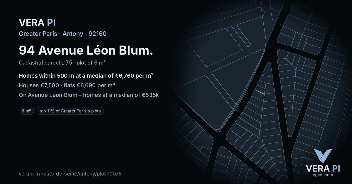 94 Avenue Léon Blum, Antony at night – the plot lit, the parcels around coloured by the prices near them