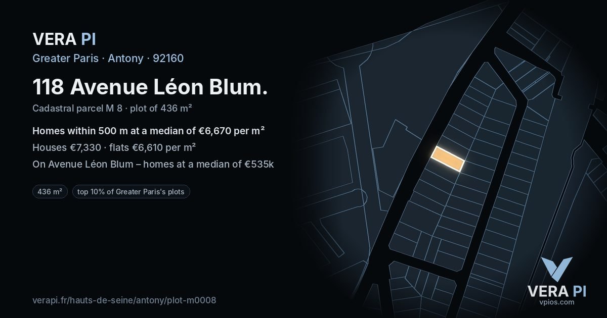118 Avenue Léon Blum, Antony at night – the plot lit, the parcels around coloured by the prices near them
