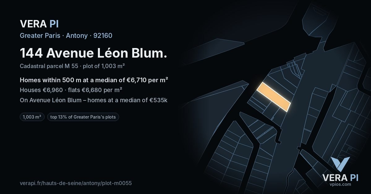 144 Avenue Léon Blum, Antony at night – the plot lit, the parcels around coloured by the prices near them