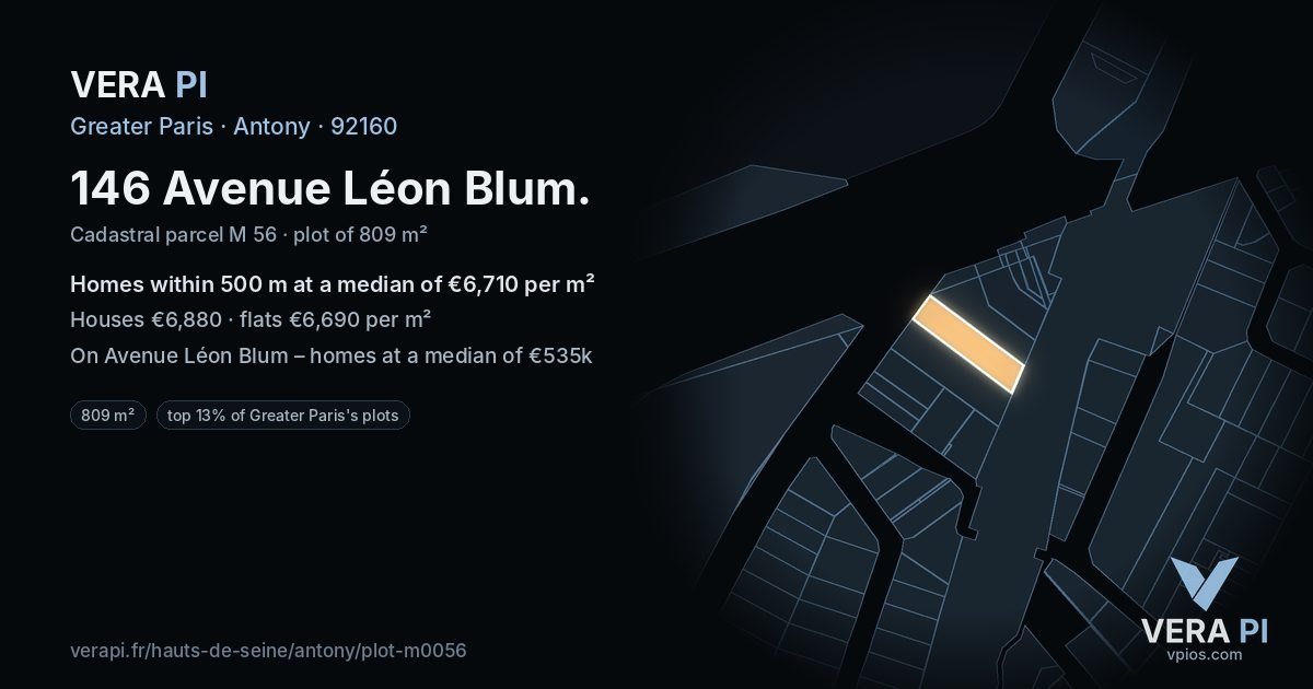 146 Avenue Léon Blum, Antony at night – the plot lit, the parcels around coloured by the prices near them