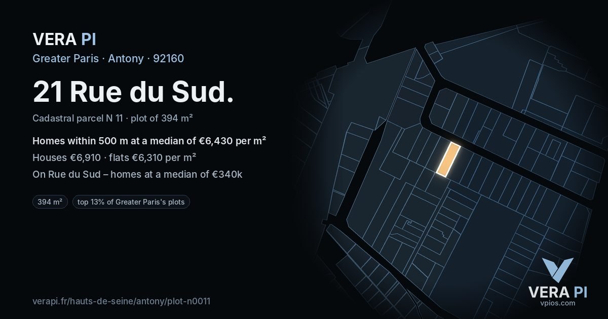 21 Rue du Sud, Antony at night – the plot lit, the parcels around coloured by the prices near them