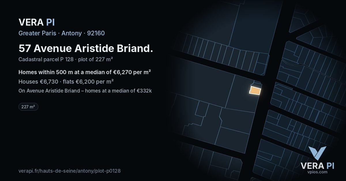 57 Avenue Aristide Briand, Antony at night – the plot lit, the parcels around coloured by the prices near them