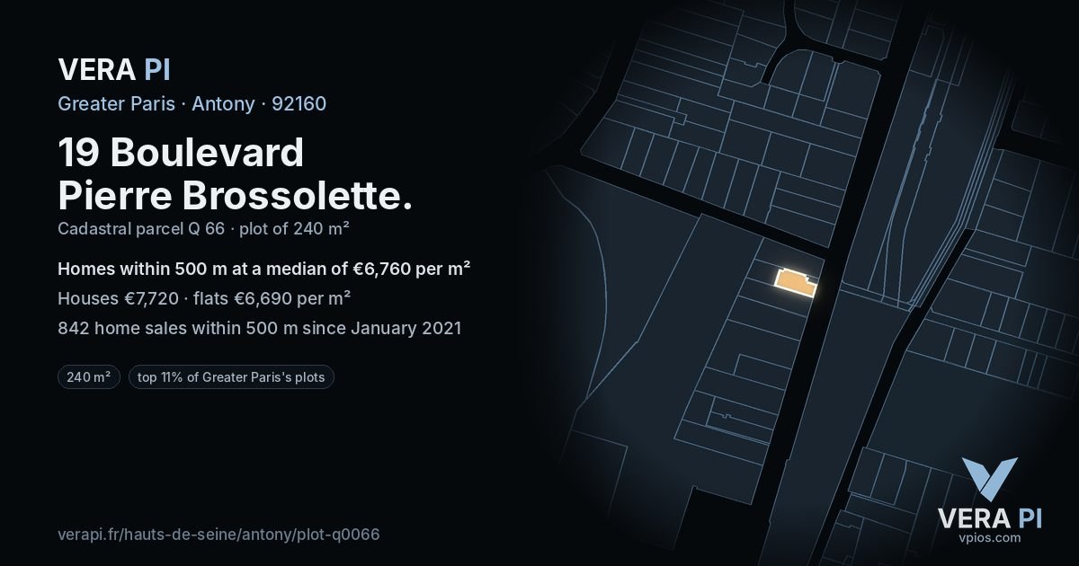 19 Boulevard Pierre Brossolette, Antony at night – the plot lit, the parcels around coloured by the prices near them