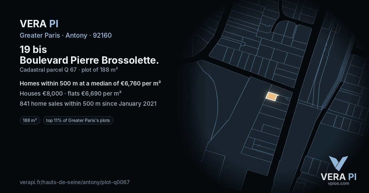 19 bis Boulevard Pierre Brossolette, Antony at night – the plot lit, the parcels around coloured by the prices near them