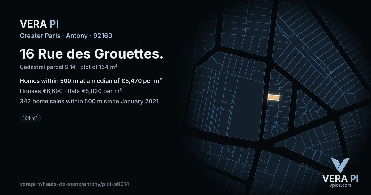 16 Rue des Grouettes, Antony at night – the plot lit, the parcels around coloured by the prices near them