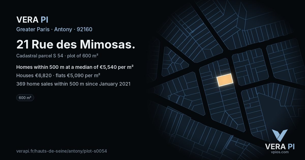 21 Rue des Mimosas, Antony at night – the plot lit, the parcels around coloured by the prices near them