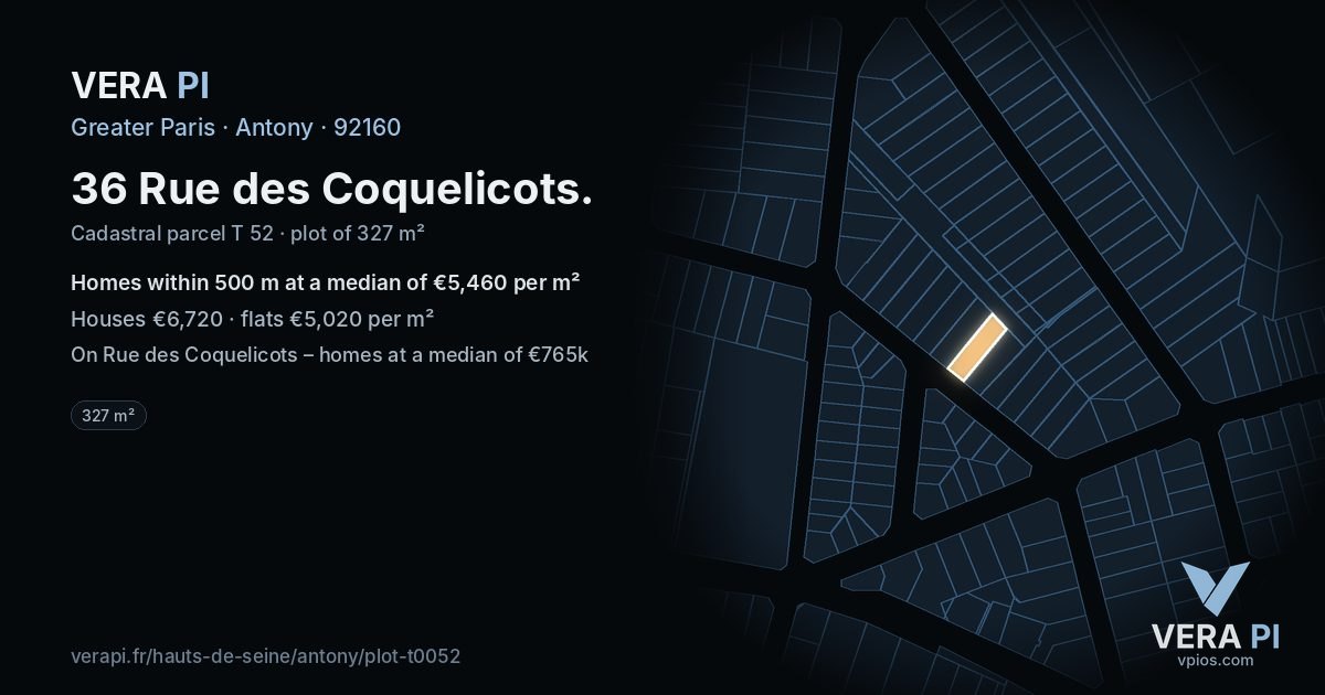 36 Rue des Coquelicots, Antony at night – the plot lit, the parcels around coloured by the prices near them