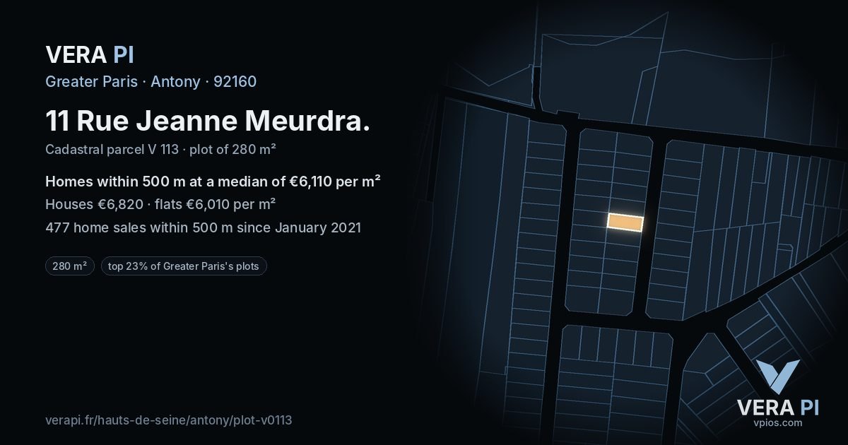 11 Rue Jeanne Meurdra, Antony at night – the plot lit, the parcels around coloured by the prices near them