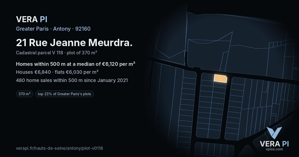 21 Rue Jeanne Meurdra, Antony at night – the plot lit, the parcels around coloured by the prices near them