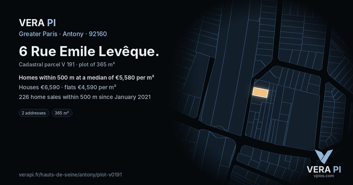 6 Rue Emile Levêque, Antony at night – the plot lit, the parcels around coloured by the prices near them