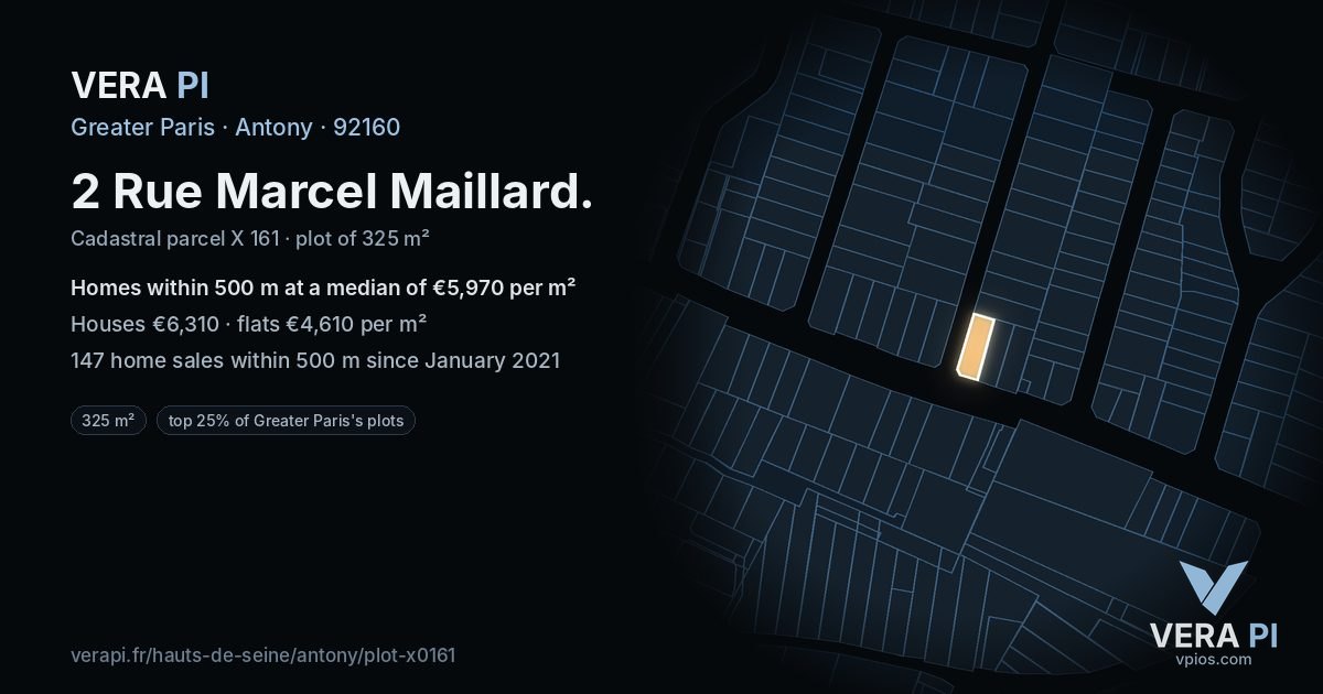 2 Rue Marcel Maillard, Antony at night – the plot lit, the parcels around coloured by the prices near them