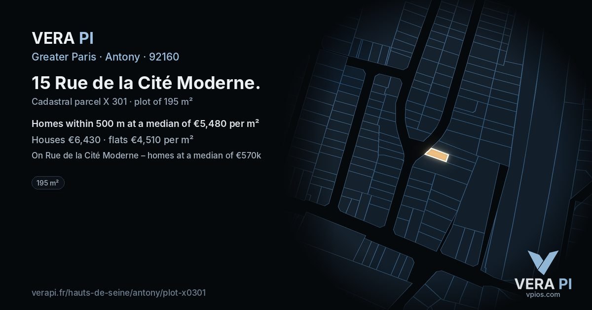 15 Rue de la Cité Moderne, Antony at night – the plot lit, the parcels around coloured by the prices near them