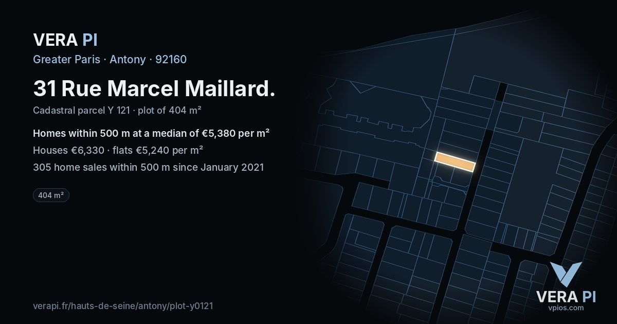31 Rue Marcel Maillard, Antony at night – the plot lit, the parcels around coloured by the prices near them