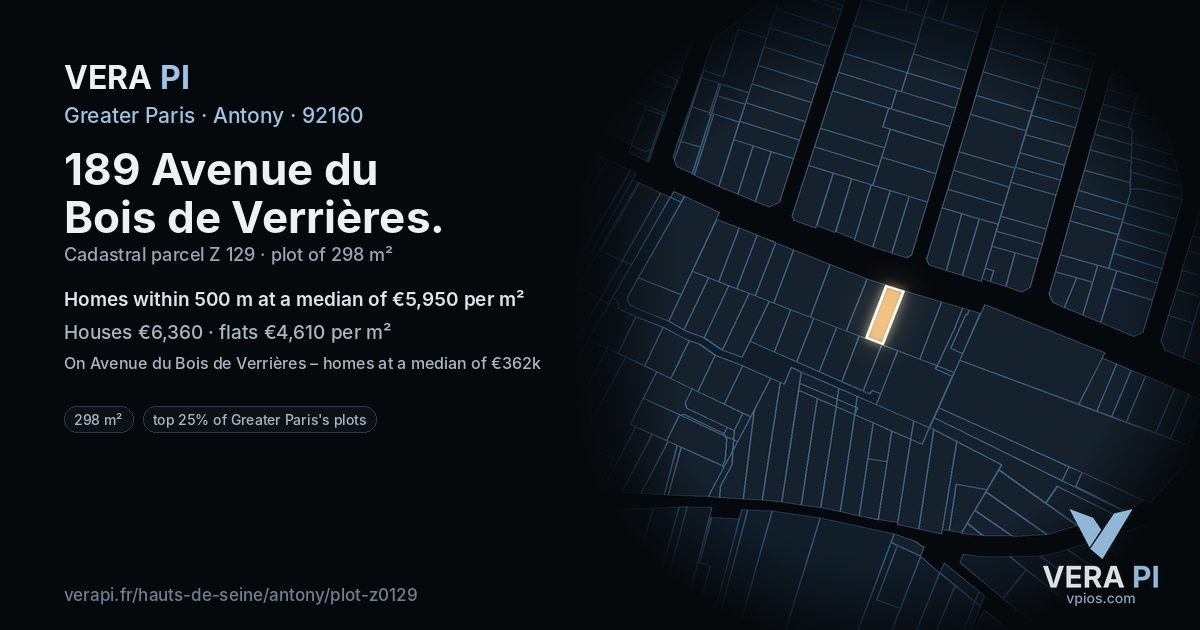 189 Avenue du Bois de Verrières, Antony at night – the plot lit, the parcels around coloured by the prices near them