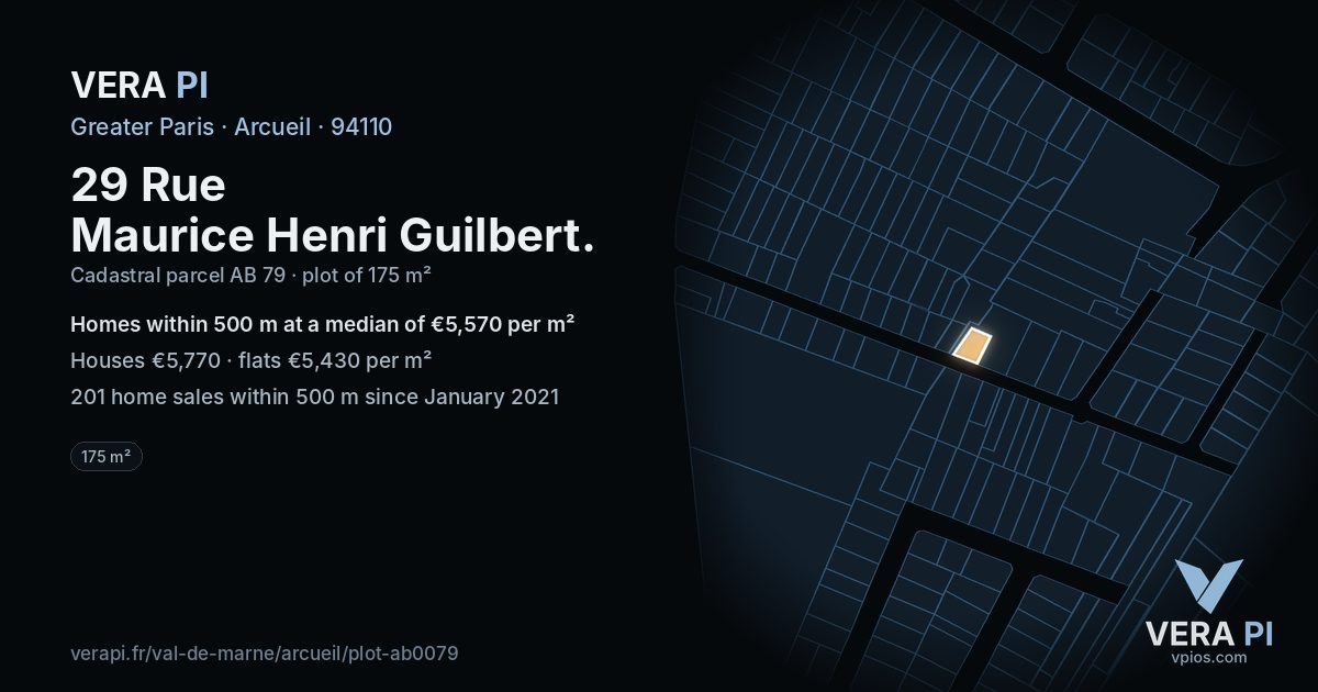 29 Rue Maurice Henri Guilbert, Arcueil at night – the plot lit, the parcels around coloured by the prices near them